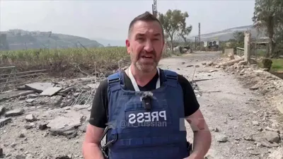 @Open Source Intel: WATCH 🔴

Israeli airstrike hits near RT reporter. RT says correspondent Steve Sweeney and a cameraman were wounded in southern Lebanon. Lebanon’s state news agency reports two journalists were lightl
