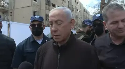 @Eli Afriat 🇮🇱: 🚨BREAKING: Prime Minister Netanyahu in a statement in English at the Arad area:

Iran fired at Jerusalem, near the holy sites of the three religions - the Western Wall, the Church of the Holy Sepulch
