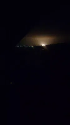 @Babak Taghvaee - The Crisis Watch: BREAKING: On Sunday, March 22, at approximately 23:00 local time, an explosion took place near Andimeshk, at the Dokouheh garrison, where several IRGC drone and ballistic missile units are based. A mi