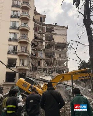 @ايران اينترنشنال: تصویر رسیده به ایران‌اینترنشنال، هدف قرار گرفتن یک ساختمان را در ⁧ خیابان هاشمی بلوار اندرزگو در تهران پس از حمله هدفمند هوایی نشان می‌دهد.