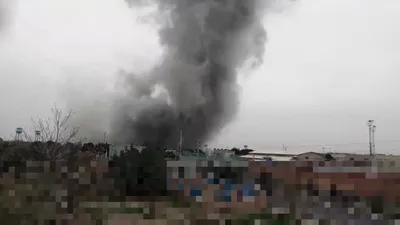 @🇮🇷LiveIranNews🇮🇱: 🚨 Tehran, Jadeh Makhsoos, Kilometer 12, near Iran Khodro, at 14:10 on March 23 / Video received of the targeting of the aerospace park area of the IRGC terrorist group's facility in this region