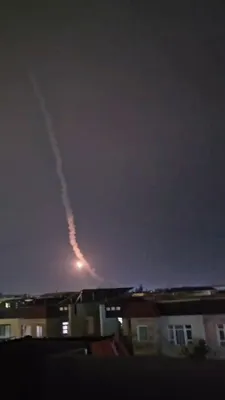 @Babak Taghvaee - The Crisis Watch: BREAKING: Happening right now in Dubai, United Arab Emirates, the IRGC Aerospace Force is targeting its international airport, disrupting flight operations in the city and causing fear among people. Y