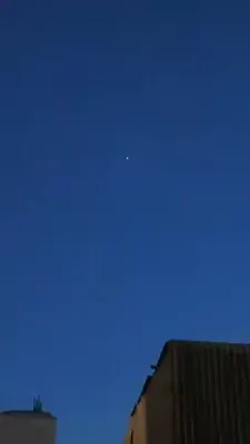 @Babak Taghvaee - The Crisis Watch: BREAKING: Footage shows a reconnaissance drone of U.S. military forces hovering over Mehrabad International Airport in Tehran tonight while Israeli airstrikes are ongoing.

The U.S. military—along wit