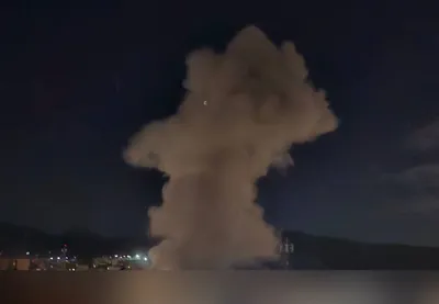 @🇮🇷LiveIranNews🇮🇱: 🚨 Missile strike on a building in Tehranpars; signs of connection to regime institutions/ Early Tuesday morning, a building in Tehranpars, Taki Nia Alley 132, was hit by a missile; witnesses say shee