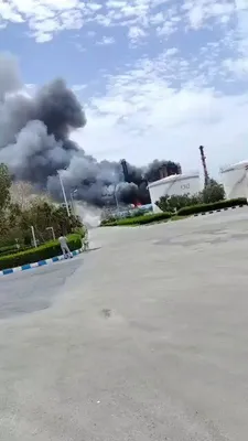@Babak Taghvaee - The Crisis Watch: BREAKING: The aftermath of an Emirati airstrike on oil refineries on the islands of Siri and Lavan can be seen here. Not only oil storage tanks, but also major infrastructure at these refineries has b
