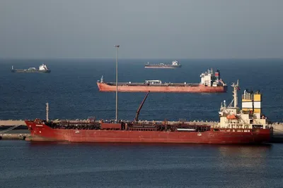 @Visegrád 24: The majority ​of ships that have sailed ​through the Strait of Hormuz in the past 24 hours were linked to ​Iran, with other vessels ‌putting off making voyages despite the two-week ceasefire agreed th