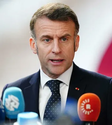 @Open Source Intel: French President Macron on his call with Iranian President Pezeshkian:

"I called on him to seize the opportunity presented by the discussions launched in Islamabad to open the way to lasting de-escal