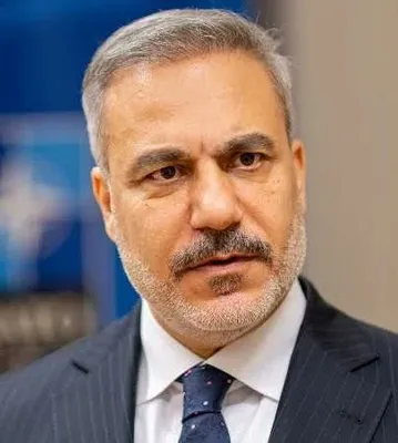 @Open Source Intel: Turkey's FM on the Strait of Hormuz: 

An international force faces "many difficulties." Says it needs to be opened through diplomacy.
