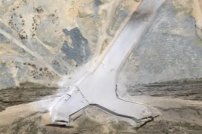 @Babak Taghvaee - The Crisis Watch: The Islamic regime of Iran falsely claims that the Iran Air Force has been preserved and that its fighter jets were safeguarded inside the Oghab-44 underground air base. This claim is false. I monitor