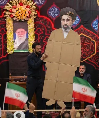 ایران سرگرم اطلاعات باز: در حال حاضر و با رویکرد ضروری

راisseur 최고 رهبر ایران مقتدربن خامنه‌ای:

«در شرایط حساس امروز، حفظ و ترویج روح جهاد و انقلاب باید به عنوان جوهر و محرک حرکت در نظر گرفته شود»