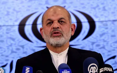 کриز واتچ: بروزرسانی: دولت آمریکا در حال ارزیابی استراتژی‌هایی برای قتل اعضای رهبری رژیم اسلامی ایران، مانند فرمانده اIGH، احمد وحیدی، است که مخالف تفاوض با آمریکا هستند. هدف از