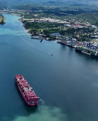 @🇮🇷LiveIranNews🇮🇱: ⚡🇺🇸🇵🇦🦀Wall Street Journal Report: Surge in Panama Canal Transit Costs Amid Strait of Hormuz Crisis/Wall Street Journal reported that, with the intensification of the crisis stemming from actions 