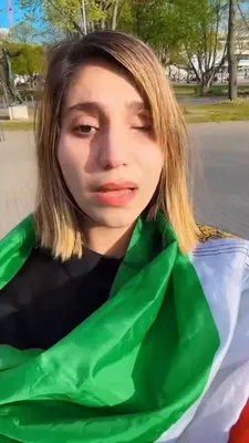 @Masih Alinejad 🏳️: This is urgent. This is personal. This is heartbreaking.

Kosar Eftekhari is not just another name, she is like a daughter to me.

She stood with my #WhiteWednesdays campaign against compulsory hijab 