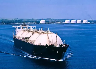 @Visegrád 24: An LNG tanker has successfully crossed the Strait of Hormuz for the first time since the start of the Iran war

The LNG carrier Mubaraz, owned by the Abu Dhabi National Oil Company (ADNOC), passed thr