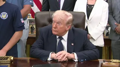 @Open Source Intel: REPORTER: Do you plan to arm Iranians?

PRESIDENT TRUMP: "They want to protest so badly, but they don't have weapons."

"I won't say that...but they don't have any guns."

"5 or 6 sick people with gun