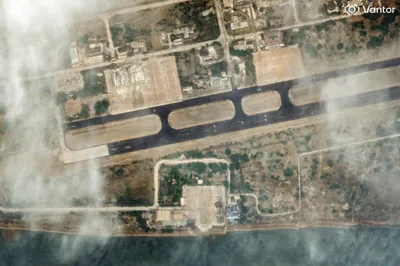 @Babak Taghvaee - The Crisis Watch: Breaking: Last night, the IRGC Navy launched two cruise missiles at the UAE from Bandar Abbas, north of the Hormuz Strait. It did not take long before multiple retaliatory airstrikes targeted two IRGC