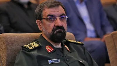 @Open Source Intel: Iran's Major General Rezaei: 

US seeking showy action on reopening Strait of Hormuz. Iran won't allow this.