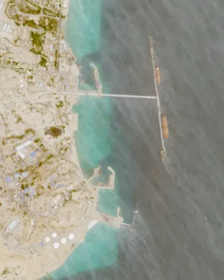 @Open Source Intel: Sentinel-2 satellite imagery from today shows 3 Iranian tankers loading at Kharg Island.