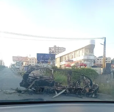 @Open Source Intel: An Israeli airstrike hit a vehicle on the Habbouch road in southern Lebanon at dawn, killing two Hezbollah operatives.