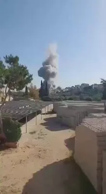 @Open Source Intel: The IDF is carrying out a fresh round of airstrikes against Hezbollah-linked targets across southern Lebanon, following evacuation warnings to civilians in the area. The strikes come as cross-border t