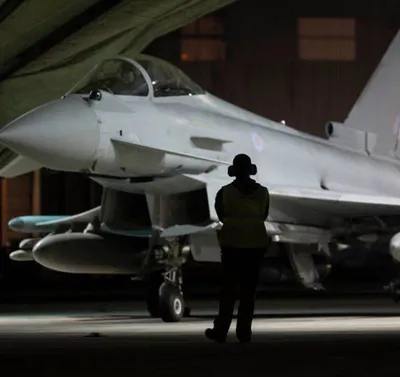 @✡︎𝐋𝐢𝐯𝐞𝐈𝐫𝐚𝐧𝐍𝐞𝐰𝐬🇮🇷🇮🇱: ⚡🇬🇧🦀Britain Prepares for Extensive Military Presence in the Strait of Hormuz/Britain's government announced that, as part of a multinational mission to secure the Strait of Hormuz, it will deploy i