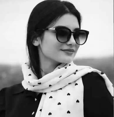 @✡︎𝐋𝐢𝐯𝐞𝐈𝐫𝐚𝐧𝐍𝐞𝐰𝐬🇮🇷🇮🇱: 🚨Don’t stop talking about Iran
22 year old Atena Razdar was murdered by the Islamic Republic for shouting one word: freedom.

She was an art graduate from Tehran. They shot her directly in the head o