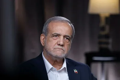گزارش‌های تأیید نشده از ایران بین‌الملل ادعا می‌کند که رئیس‌جمهور ایران مسعود پزشکیان در یک نامه با عبارات قاطع، درخواست استعفا را به مقتدیر خامنه‌ای ارائه کرده است.