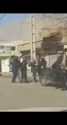 @✡︎𝐋𝐢𝐯𝐞𝐈𝐫𝐚𝐧𝐍𝐞𝐰𝐬🇮🇷🇮🇱: 🚨به یاد آر/تصاویر منتشرشده از کرمانشاه در ۱۹ دی، صحنه‌هایی از تیراندازی مستقیم نیروهای بسیج و گروه تروریستی سپاه پاسداران به سوی هموطنان ایرانی در معابر عمومی را نشان می‌دهد؛ تصاویری که بار دیگر ابعا