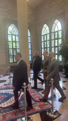 @Open Source Intel: generał Rudolph Heichel, komendant armii Libanu, spotkał się z przewodniczącym Izby Deputowanych Nabihem Berriem w jego rezydencji w Ain al-Tineh w Bejrucie, donosi libańska prasa. Oba osoby są kluczowe dla postępu w zawarciu przestępu, Berri