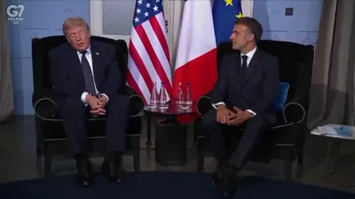 @Open Source Intel: Trump o Macronie: "Emmanuel był dla mnie specjalnym przyjacielem. Mamy wspaniałą relację. Razem pracowaliśmy nad wieloma umowami."

O Kanału Hormuzskim: "Kanał jest już częściowo otwarty"
