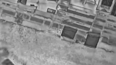 در حمله هوایی ارتش اسرائیل در طول Wochenende، دو تerrorist که در حمله 7 اکتبر به اسرائیل درگیر بودند، در غزه کشته شدند.

محمد النمرuti، یک قائد تیم حماس در جنوب غزه که مورد حمله قرار گرفت،

Note: There seems to be an issue with the name "al-Namrouti" which was cut off. I've kept it as "النمرuti" in the translation to reflect the incomplete name in the source text. Please provide the full name if needed for a complete translation.
