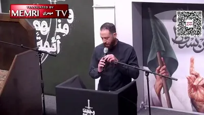 شیعی دانشگر در دیربورن، عثمان عبدغنی: هر مسلمان باید در خواب دفاع از جهاد باشد و بچه‌هایش را با این ایدئولوژی تربیت کند.

خشمگینان نماز فاتحه برای خامنه‌ای و نصرالله بخواندند.