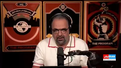 @ايران اينترنشنال: مجتبی خامنه‌ای: علی‌الاصول؛ گردن نمی‌گیرم، پس هستم!

این روزها یک عبارت تازه وارد ادبیات سیاسی جمهوری اسلامی شده که به نظر می‌رسد قرار است سال‌ها سوژه طنز باشد: «علی‌الاصول».

ماجرا از جایی شروع شد که