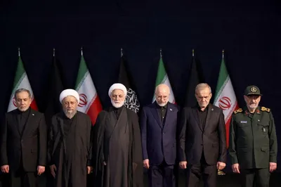 @✡︎𝐋𝐢𝐯𝐞𝐈𝐫𝐚𝐧𝐍𝐞𝐰𝐬🇮🇷🇮🇱: ⚡🇺🇸🦀پرزیدنت ترامپ: تا پایان مراسم خاکسپاری خامنه‌ای از مذاکرات فاصله می‌گیریم/پرزیدنت ترامپ در گفت‌وگو با آکسیوس مدعی شد رژیم تروریستی جمهوری اسلامی برای دستیابی به توافق اصرار دارد، اما دو طرف تصم