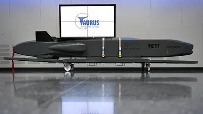 @Open Source Intel: Ukraine's own drones are already reaching Russian oil refineries and military logistics deep inside the country, meaning Taurus cruise missiles are no longer necessary. 

- German Defense Minister Bor