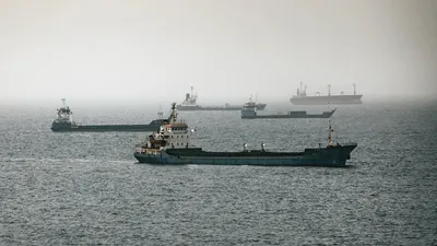 @Visegrád 24: Iran has attacked two merchant vessels with missiles in the Strait of Hormuz, despite a ceasefire with the United States.

The attack occurred on the evening of July 6. Both ships sustained significan