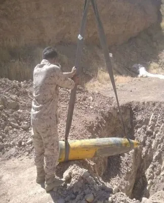 @✡︎𝐋𝐢𝐯𝐞𝐈𝐫𝐚𝐧𝐍𝐞𝐰𝐬🇮🇷🇮🇱: ⚡🇺🇸🦀گزارش‌ها از کشف کلاهک عمل‌نکرده یک موشک کروز پنهانکار آمریکایی از نوع AGM 158B JASSM ER در ایران خبر می‌دهند. این کلاهک نفوذگر که WDU 42/B نام دارد، حدود ۴۵۰ کیلوگرم وزن دارد و برای هدف قرار دا