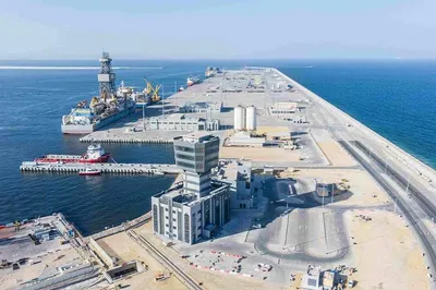 @Open Source Intel: Oman says several sites in Musandam Governorate were targeted by drones, a day after Iran's FM visited Muscat. 

The announcement comes after the IRGC claimed it struck U.S. naval assets in Duqm Port,