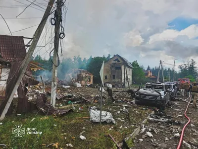 @✡︎𝐋𝐢𝐯𝐞𝐈𝐫𝐚𝐧𝐍𝐞𝐰𝐬🇮🇷🇮🇱: 🚨🇷🇺🇺🇦  
Reports: Russian missile strike on a drone manufacturer's exhibition in Kyiv Oblast leaves at least 6 dead  
According to reports, one of the targets of today's Russian attack on Kyiv Obl