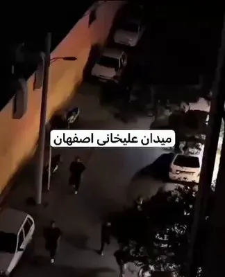 @Eli Afriat 🇮🇱: 🇮🇷 | According to opposition claims, the Basij is "carrying out a massacre" against protesters at the scene; heavy machine guns are being used.

It is also alleged that the regime has begun restrict