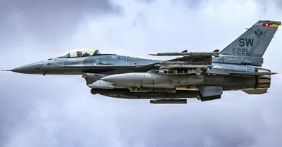 @Open Source Intel: CENTCOM: F-16CM Block 50/52 Loadout

• LAU 131 rocket launcher loaded with 7 AGR 20F APKWS II precision guided rockets

• AN/AAQ 28 Litening targeting pod

• AN/ASQ 213 HARM Targeting System (HTS) pod