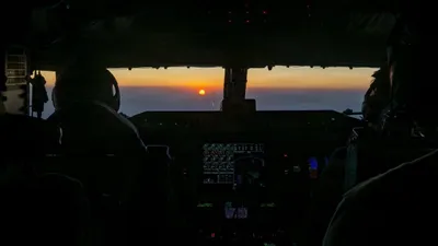 @Open Source Intel: CENTCOM:
An aircrew aboard a U.S. Air Force KC-135 Stratotanker refuels a F-35A stealth fighter jet in the skies over the Middle East.