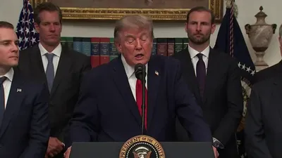 @Open Source Intel: Trump on Strait of Hormuz: 

It'll either be extremely good and oil prices are going to drop like a rock or we’ll continue to do exactly what we're doing
