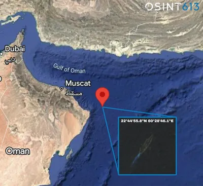 @Open Source Intel: Delayed Sentinel-2 satellite imagery shows a Nimitz-class aircraft carrier sailing in the Sea of Oman, enforcing the U.S. naval blockade on Iran.

Approximately 280 from Chabahar, southern Iran.