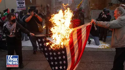 @✡︎𝐋𝐢𝐯𝐞𝐈𝐫𝐚𝐧𝐍𝐞𝐰𝐬🇮🇷🇮🇱: 🚨🇺🇸🦀  
U.S. State Department Supplemental/Disclosure; Communication Network Linking Portland Antifa, Hamas, IRGC Quds Force, and Hezbollah  

The U.S. State Department, in a memo obtained by Fox N