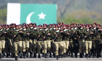 @Visegrád 24: BREAKING:

Pakistan is now contemplating launching airstrikes against the Houthis in Yemen.

Spain’s largest news agency EFE reports that Pakistani intelligence and security sources were now actively 
