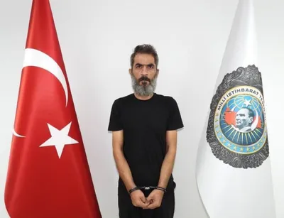 Ömer el-Hatip, wanted over the 2013 Reyhanlı bombing that killed 53 people, was captured by Turkish intelligence while trying to reach Europe by sea. He was subject to an Interpol Red Notice for…