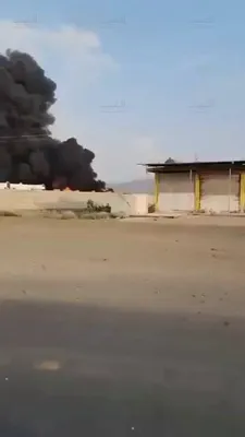 WILD FOOTAGE: Thick smoke rises over Sanaa’s Al-Sabaha Central Station following reportedly a Saudi airstrike on the Yemen Petroleum Company facility.